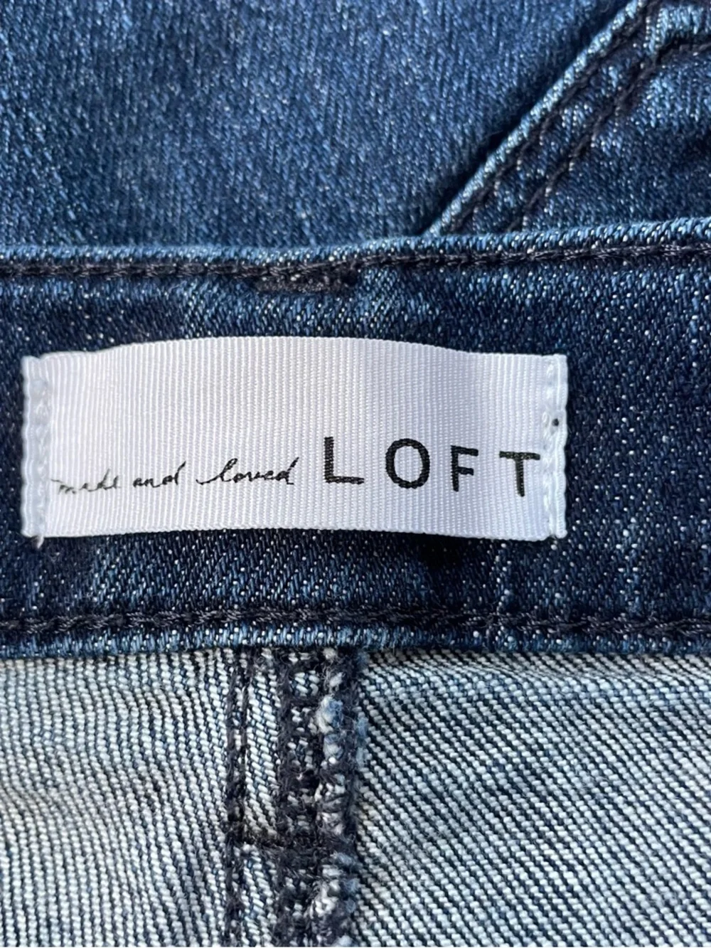 Loft The Kick Crop Jeans.  Size 2